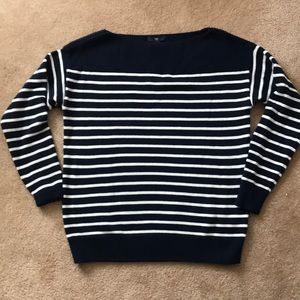 Gap Navy blue and white striped sweater
